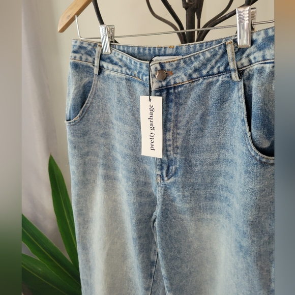 NWT PRETTY GARBAGE FAUX FEATHER TRIM JEANS - Picture 12 of 14